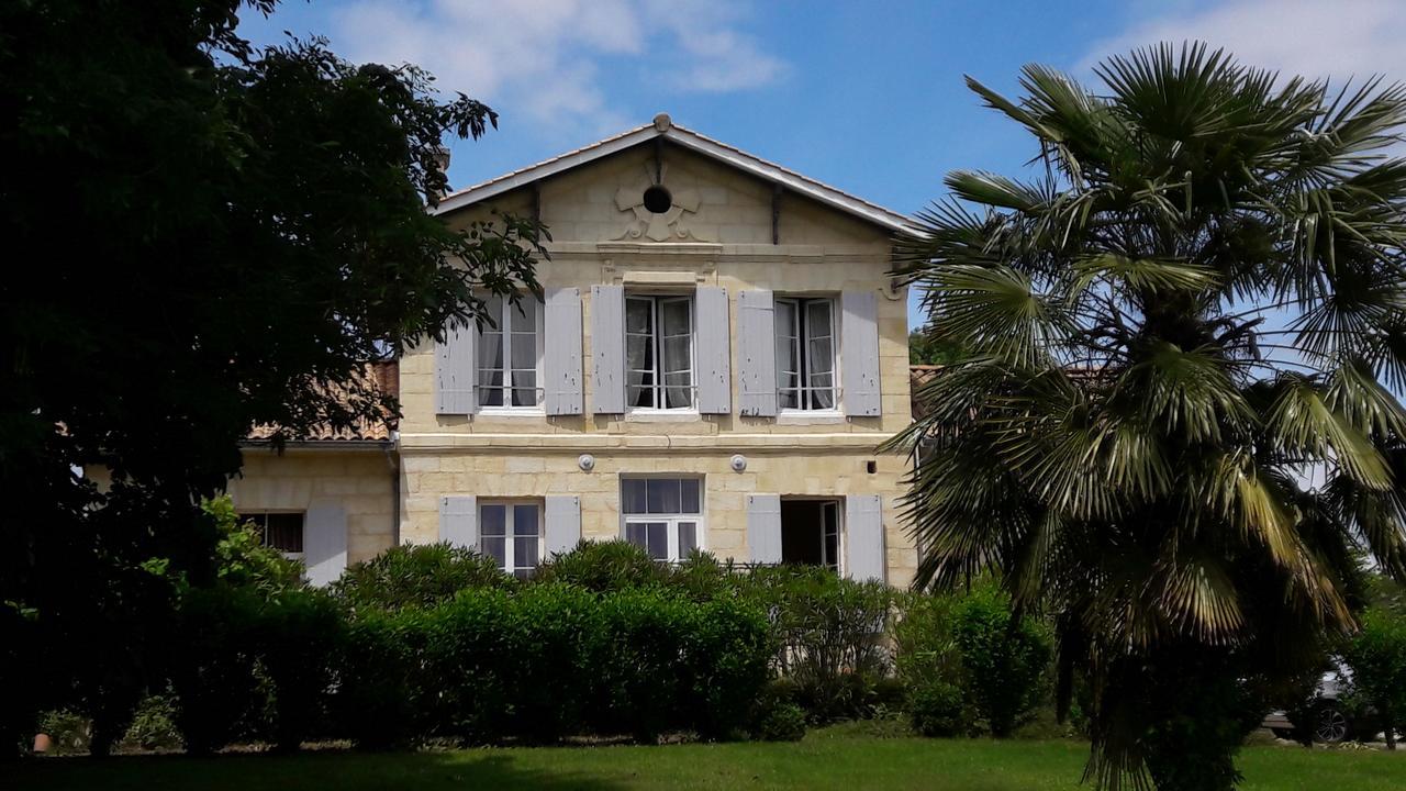 לינה וארוחת בוקר Beychac-et-Caillau Golf De Teynac מראה חיצוני תמונה